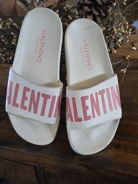 Valentino Signature Sludes Sz 38